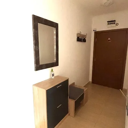 Apartman Of The Mountain гранд манастира частни