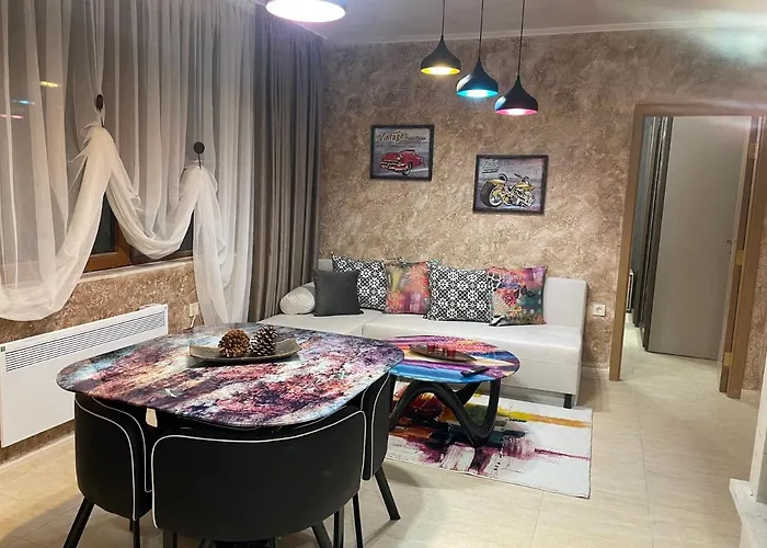 Of The Mountain гранд манастира частни شقة