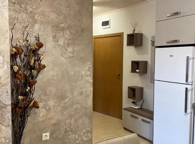 شقة Of The Mountain гранд манастира частни بامبوروفو