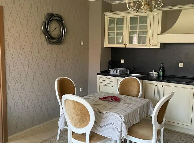 شقة Of The Mountain гранд манастира частни