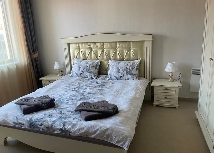 Of The Mountain гранд манастира частни شقة بامبوروفو