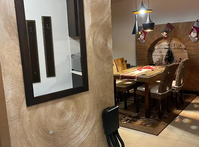 Of The Mountain гранд манастира частни شقة