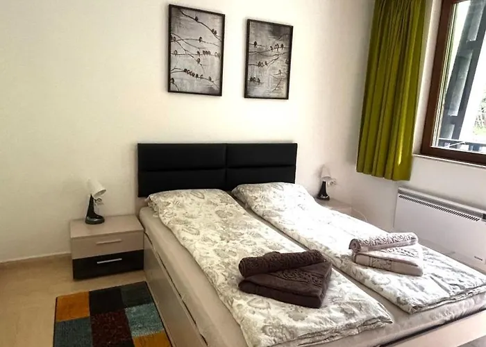 شقة Of The Mountain гранд манастира частни بامبوروفو